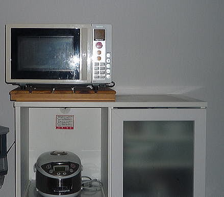炊飯器の置き場所の食器棚